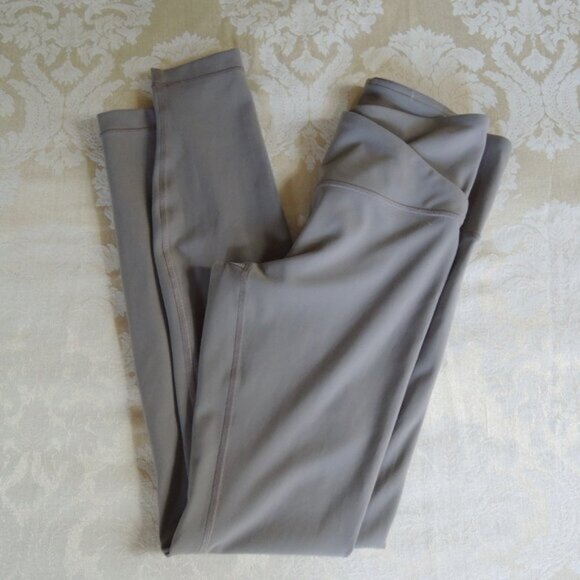 Lululemon RARE Always On Highrise Tight in Carbon Dust Crossover Front 6 - Picture 4 of 11